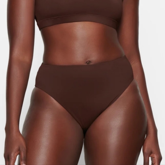 Skims Swim Mid Waist Bottoms - cocoa - Picture 2 of 10